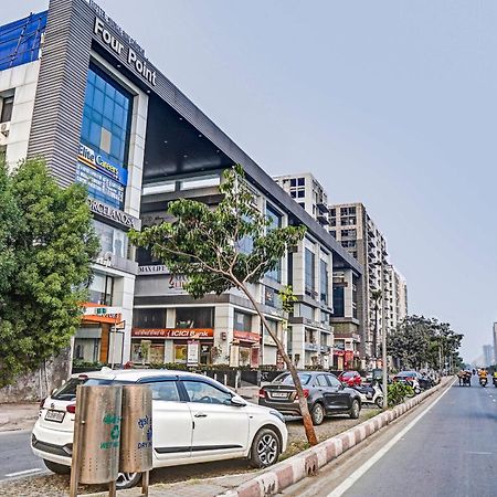 Collection O Sigma Inn Surat Exterior photo